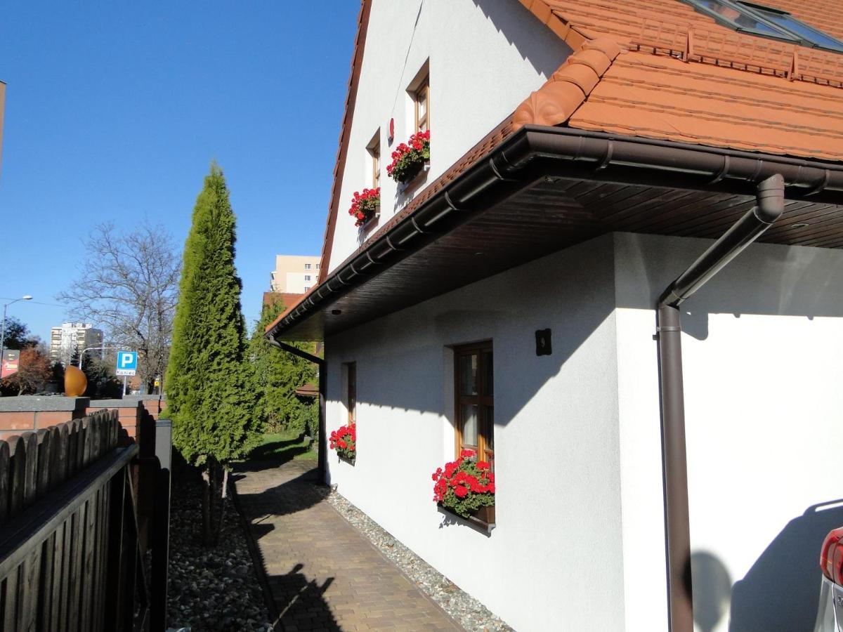 Giszowiec Pokoje Goscinne Przyjazna 9 Katowice Exterior foto